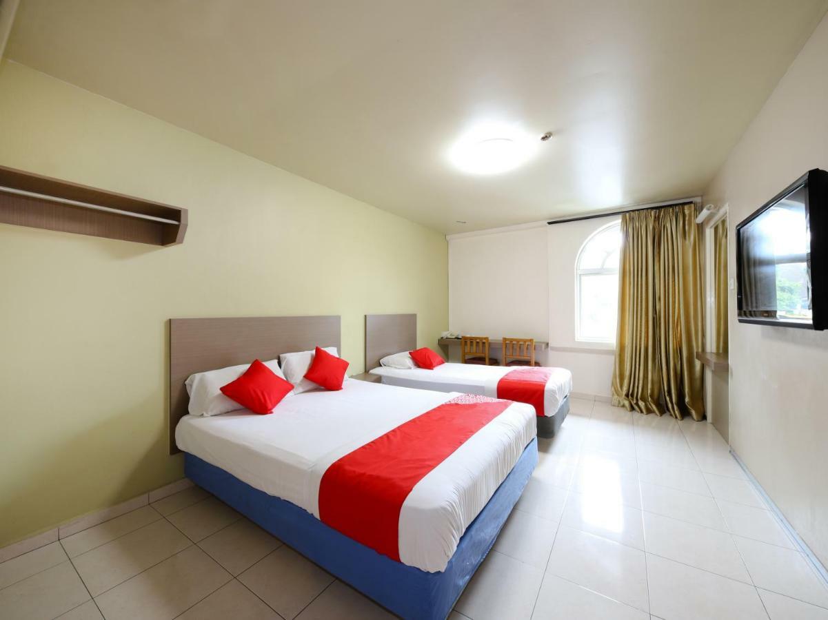 Oyo 434 Marbella Hotel Johor Bahru Dış mekan fotoğraf