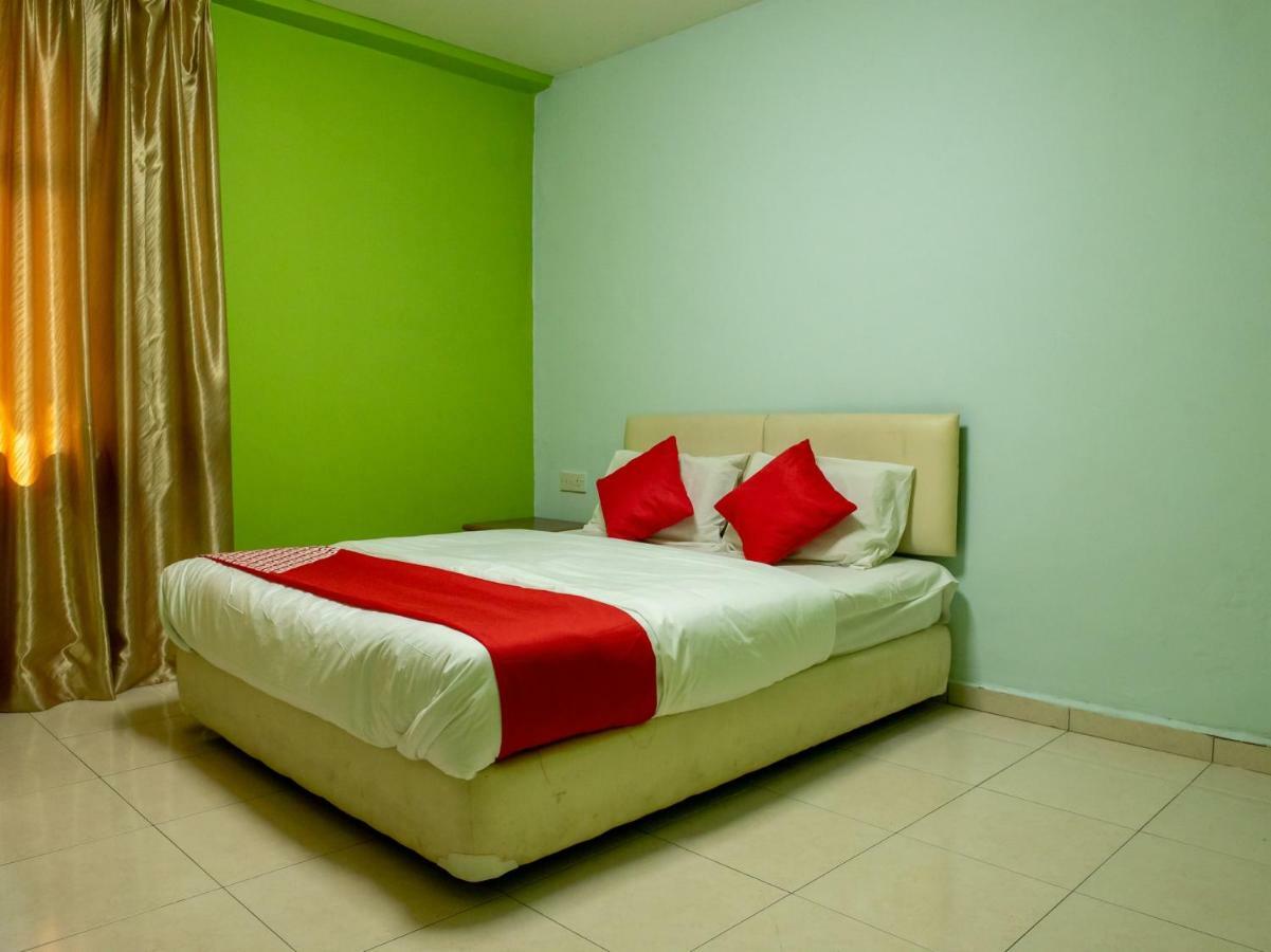 Oyo 434 Marbella Hotel Johor Bahru Dış mekan fotoğraf