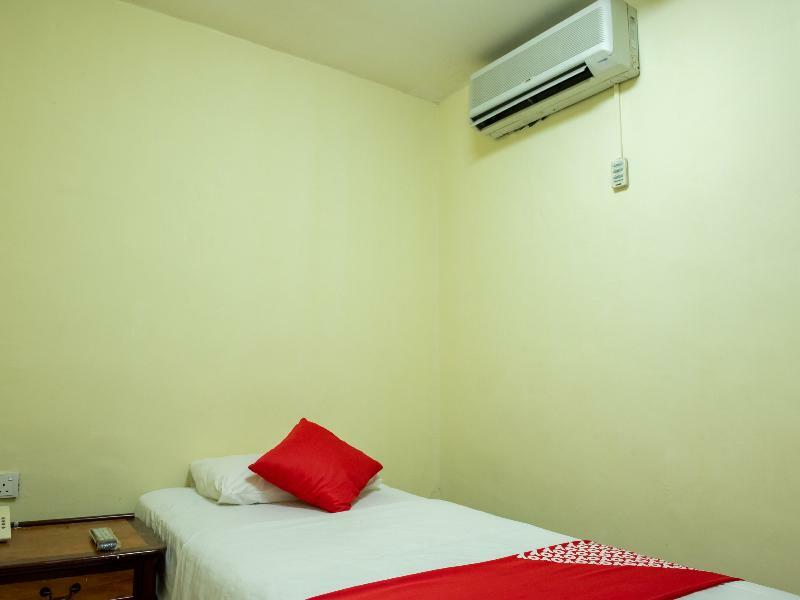 Oyo 434 Marbella Hotel Johor Bahru Dış mekan fotoğraf