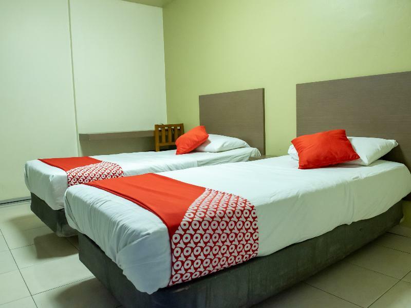 Oyo 434 Marbella Hotel Johor Bahru Dış mekan fotoğraf
